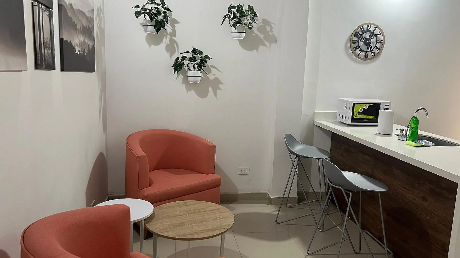 Espectacular Apartamento En Laureles - 2 location